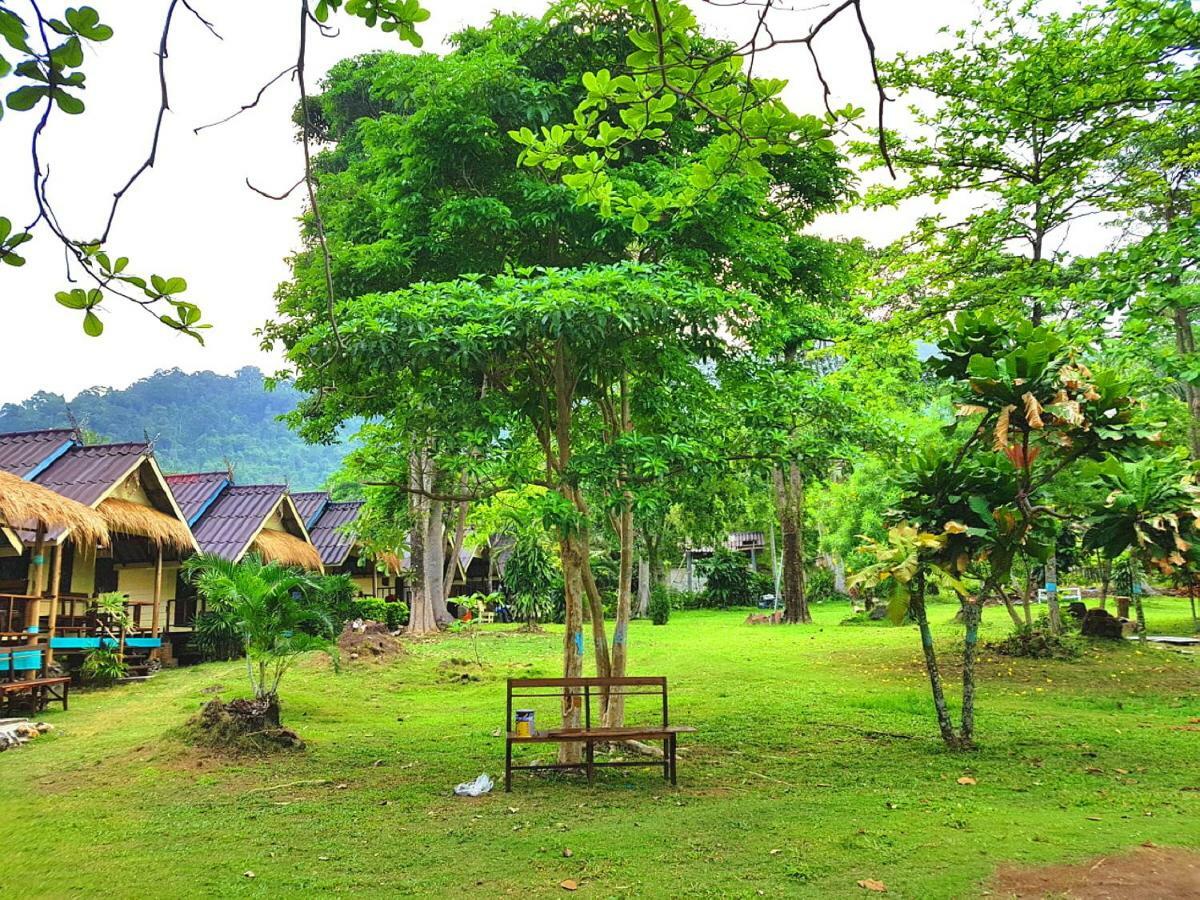 ฺbay Yard Hut Hotel Koh Chang Eksteriør billede